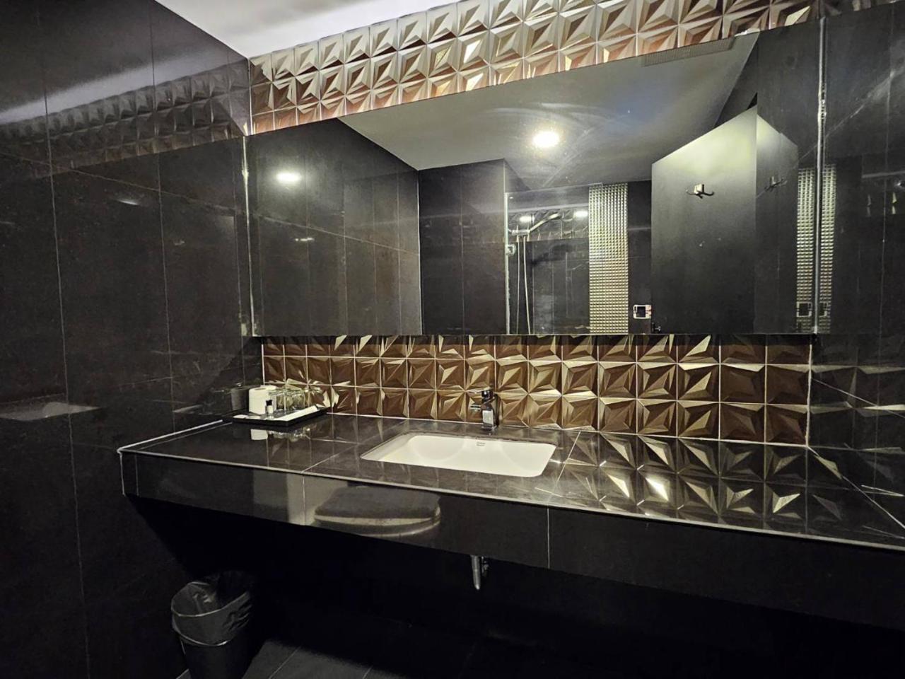 Oscar Palace Hotel & Wellness Center Ban Khlong Phruan Εξωτερικό φωτογραφία
