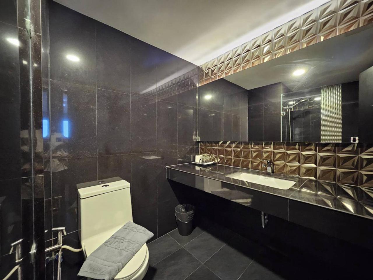Oscar Palace Hotel & Wellness Center Ban Khlong Phruan Εξωτερικό φωτογραφία